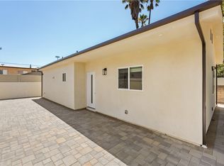 14924 Kittridge St, Van Nuys, CA 91405