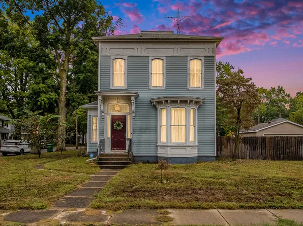 1103 Regent St, Niles, MI 49120