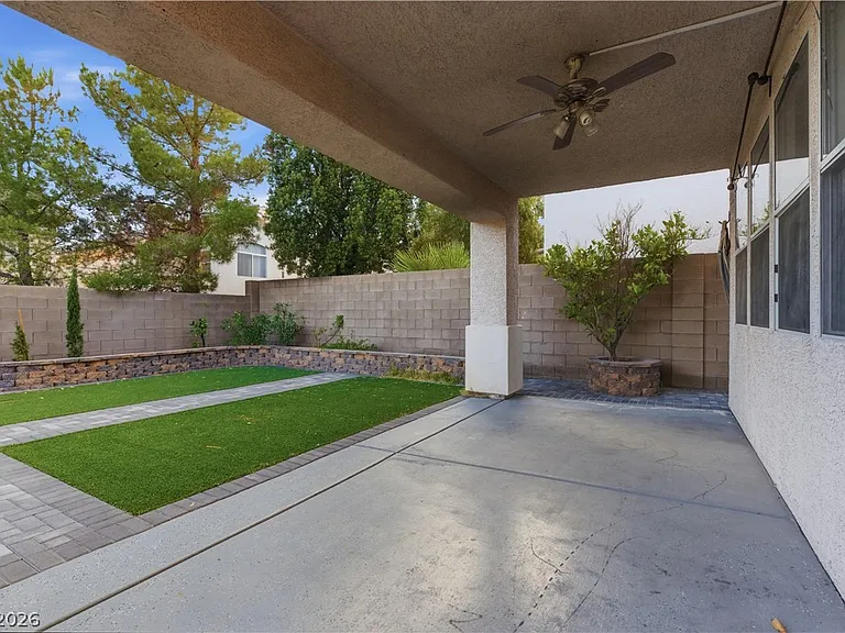 8899 N Sanibel Shore Ave — Photo 57