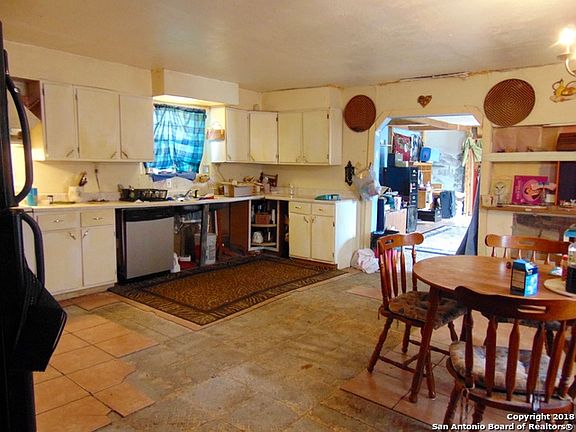 5th image of 18735 County Road 5738