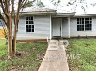 305 W Peachtree Ave #1, Foley, AL 36535