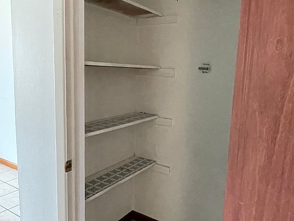 3rd image of 244 Pearl Dr #244