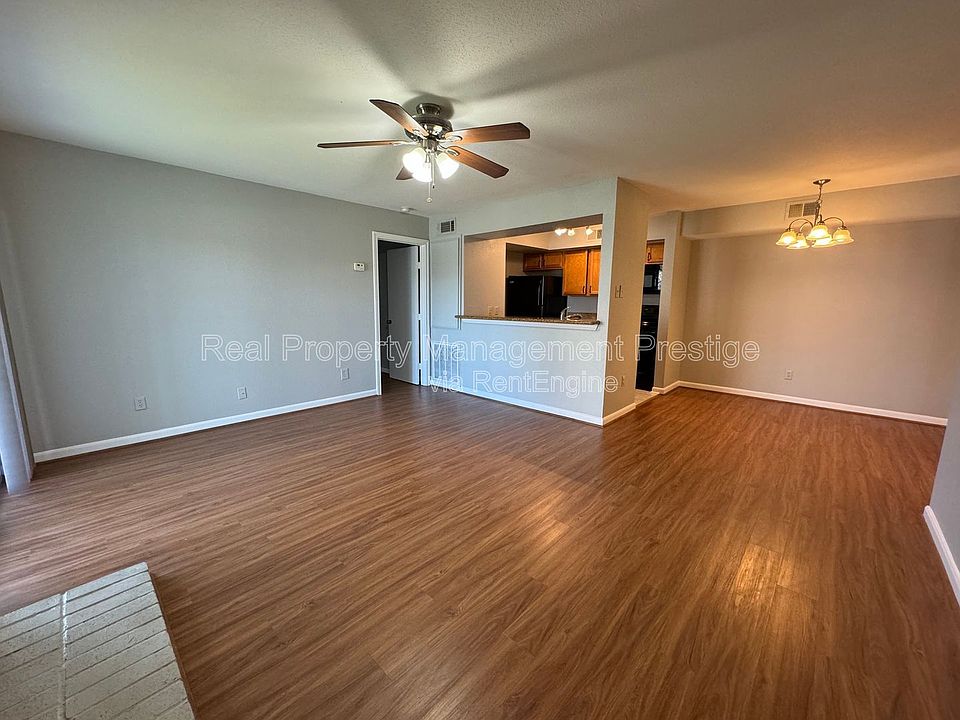 1st image of 18617 Egret Bay Blvd APT 1105