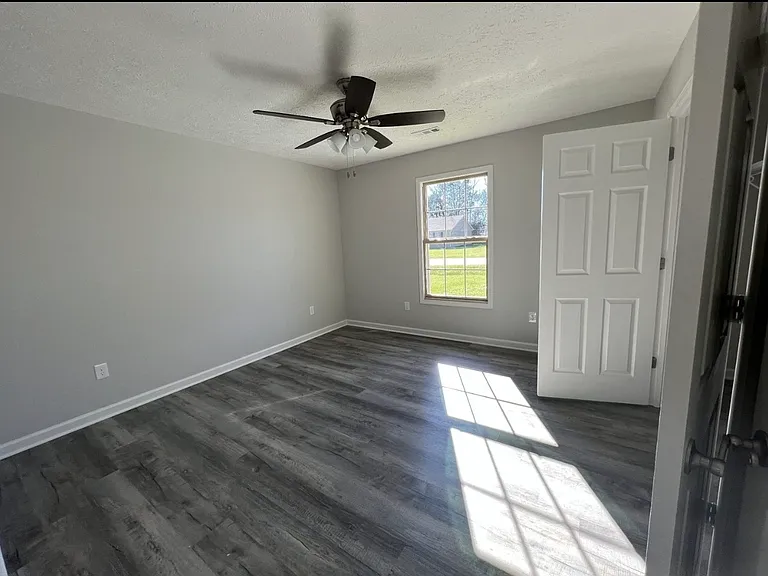 34 Lori Ct — Photo 6