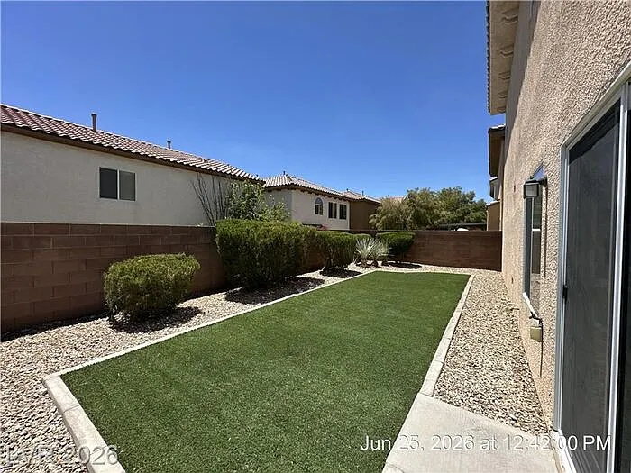8103 Cheerful Valley Ave — Photo 4