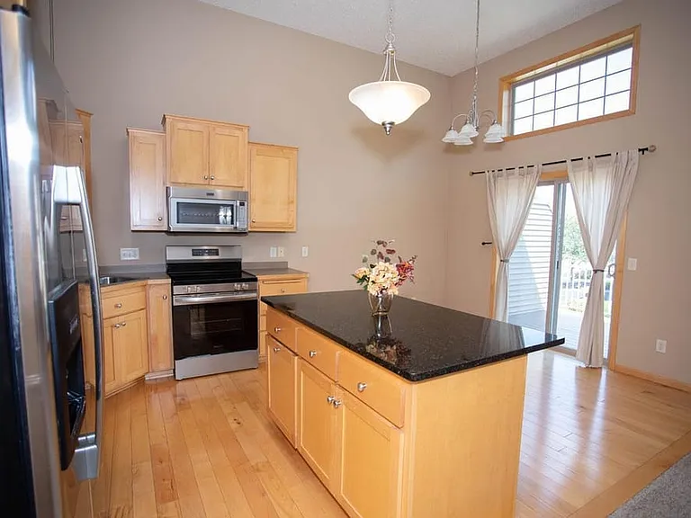 3175 Frontier Dr — Photo 9