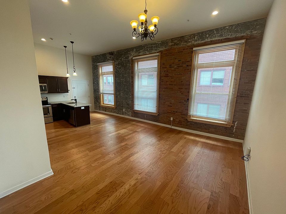 99410 Pine St, Albany, NY 12207 Zillow