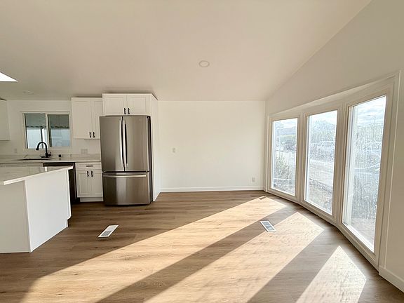 4th image of 10707 Jamacha Blvd Space 9