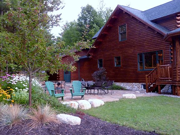 4th image of 114 Mountain Meadows Way