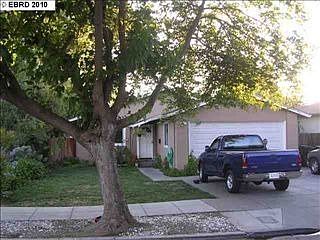 1st image of 883 N M St