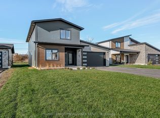 44 Fraser Dr, Quinte West, ON K0K1E0