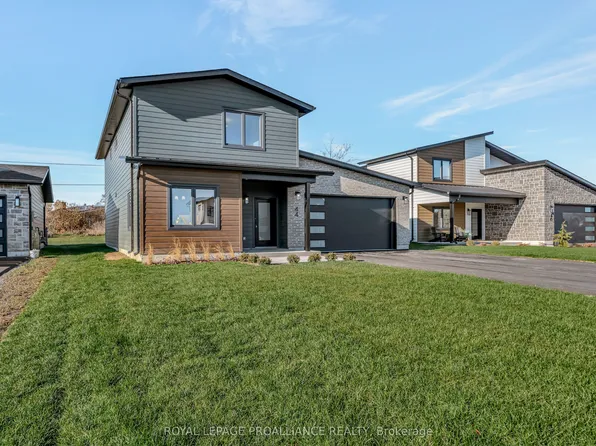 44 Fraser Dr, Quinte West, ON K0K 1E0