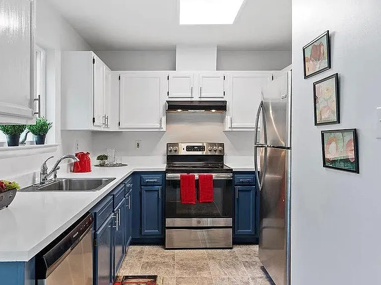 177 Jonathon Dayton Ct — Photo 1