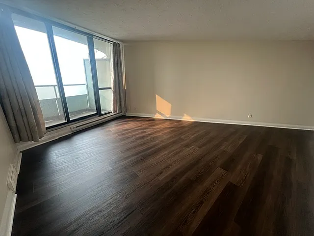 111 Riverside Dr E #805 — Photo 7