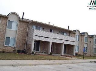 44413 Savery Dr, Canton, MI 48187