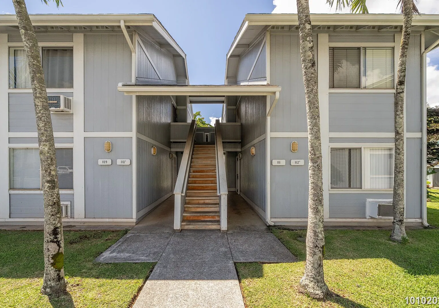 1br 1ba Townhome W/1 Assigned Parking & Ac In Mililani Mauka! — Photo 2