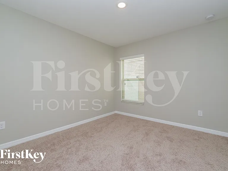 6117 Tremeza Pl — Photo 10