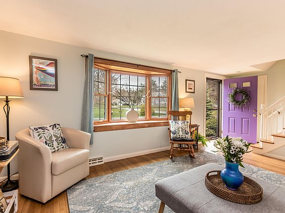 4th image of 9 Mansfield Avenue