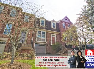 4002 Nicholas Ct, Fairfax, VA 22033