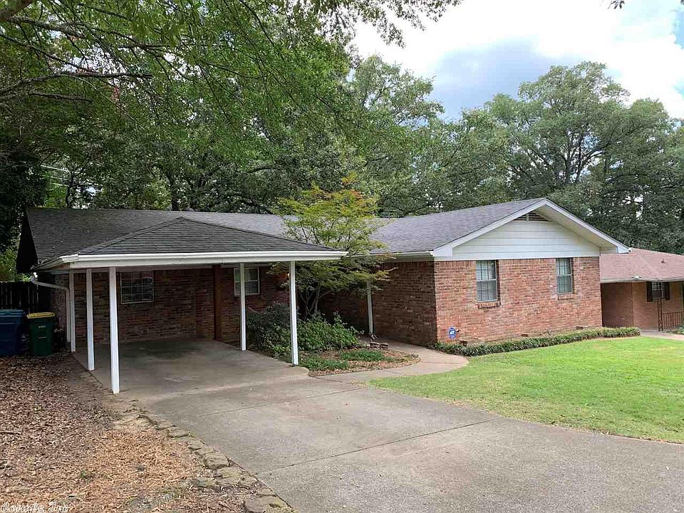 2nd image of 800 Ridgecrest Dr