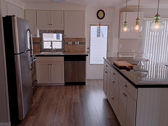 4th image of 8281 SOUTH Street