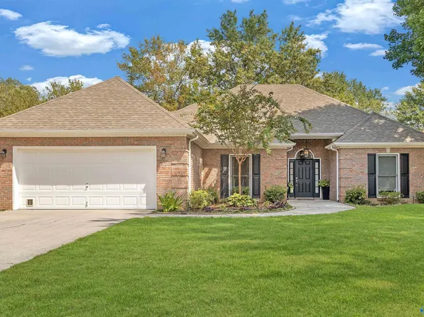 2603 Elderdale Dr SE, Owens Cross Roads, AL 35763