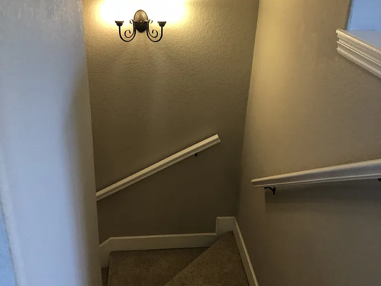 122 Millstone Ct — Photo 46