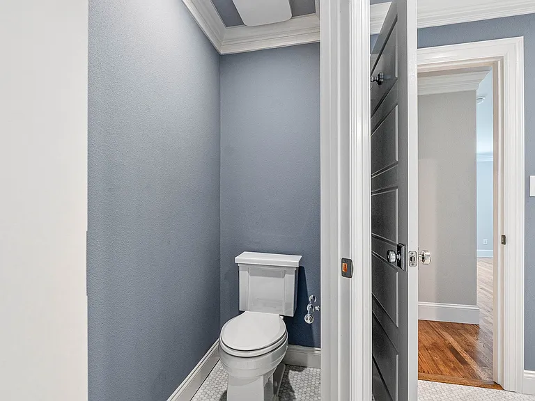 29011 Woodland Dr — Photo 41