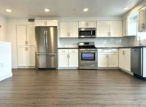 5455 Inglewood Blvd #11 — Photo 8