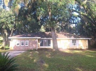 104 Holly Dr, Saint Marys, GA 31558