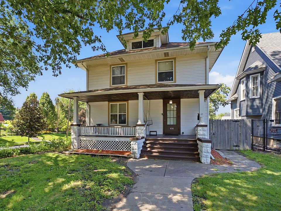 1st image of 1030 W 15th St