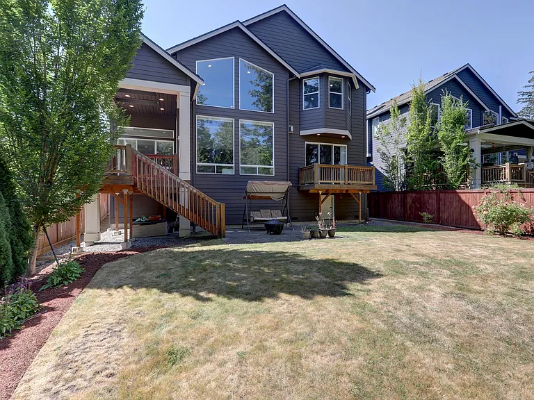 24396 NE 27th Pl — Photo 35
