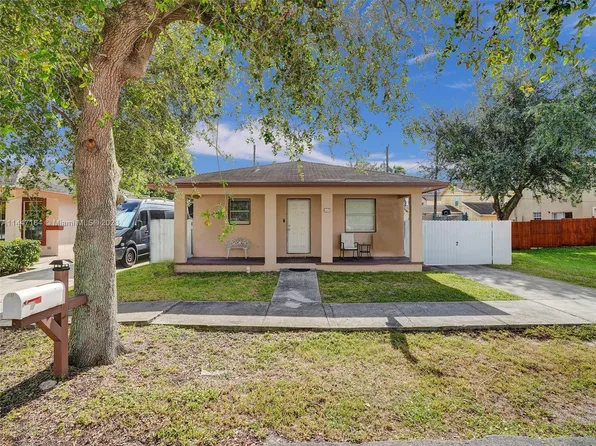 4294 SW 56th Ave, Davie, FL 33314