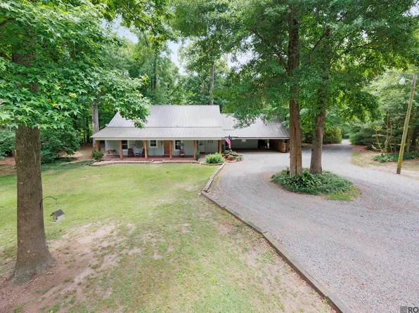 7000 Barrow Creek Dr, Saint Francisville, LA 70775