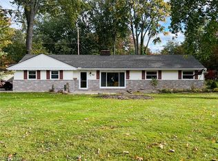 62 E Shore Blvd, Timberlake, OH 44095