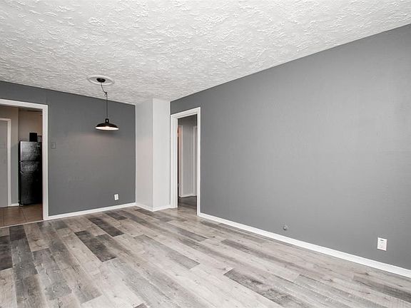 3rd image of 2824 Dalton St #4