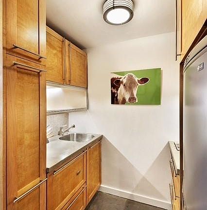 4th image of 405 W 23rd St #16D