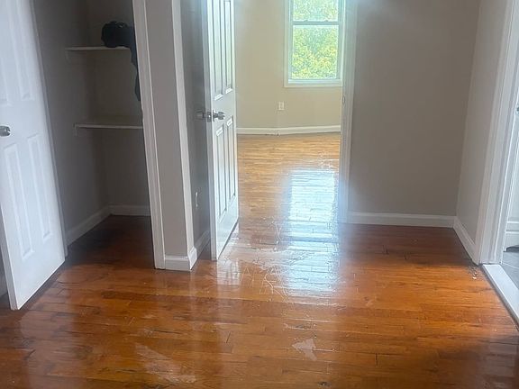 3rd image of 311 S 6th St #3L
