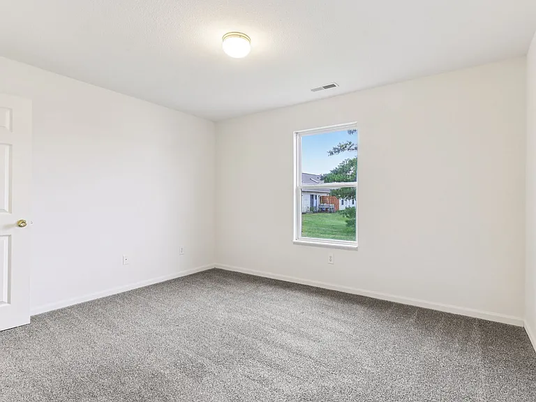 Broadway Village Apartments — Photo 24