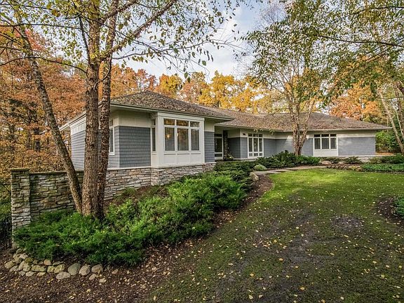 2nd image of 7915 Loral Pines Dr SE