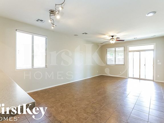 3rd image of 481 S 173rd Dr