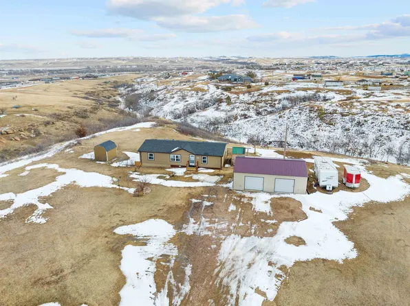 11049 Bluebell Ln, Belle Fourche, SD 57717