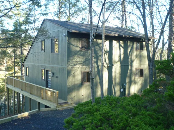 63 Fairway Dr, Basye, VA 22810