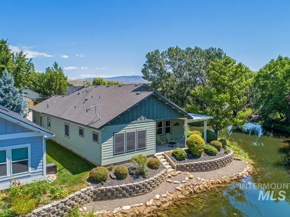 10391 W Waterway Ct, Garden City, ID 83714