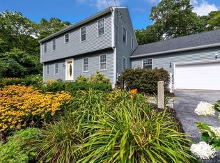 254 Bloomingdale Rd, Quaker Hill, CT 06375