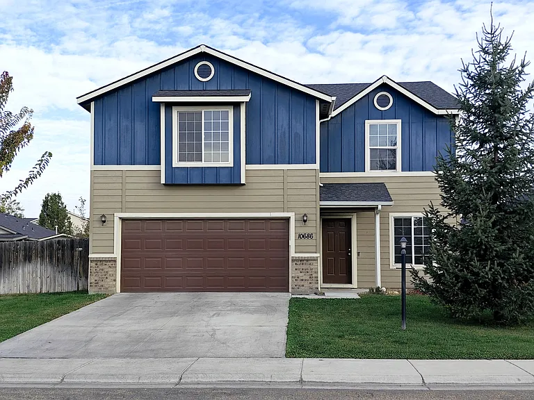 10686 Ice Springs St — Photo 1