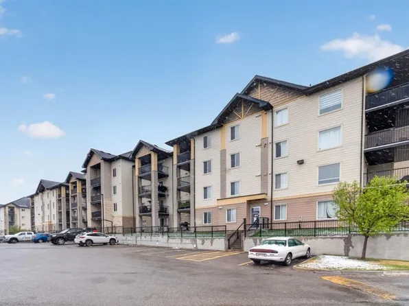 304 N Mackenzie Way SW #7103, Airdrie, AB T4B 3H6