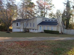 9886 Live Oak Ct, Douglasville, GA 30135