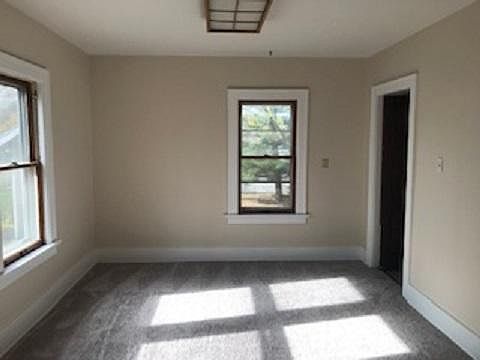 5th image of 118 Columbia Ave