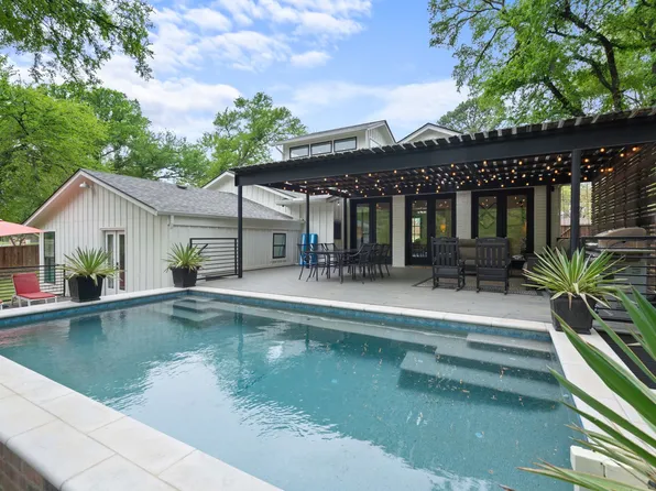 1704 Silverside Dr, Grapevine, TX 76051